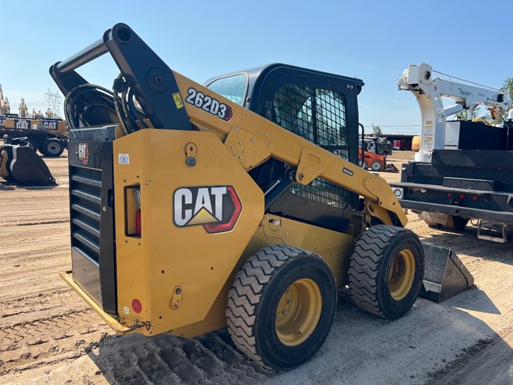 2019-caterpillar-262d3-image-4