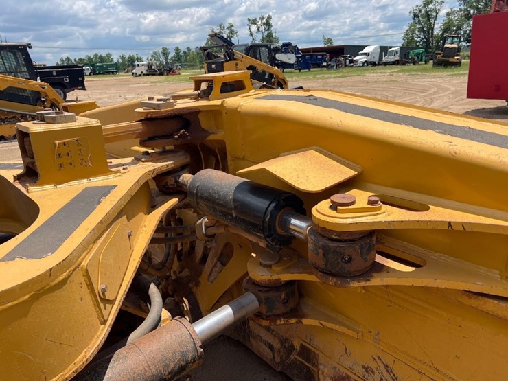 2019-caterpillar-d6-lgp-image-18