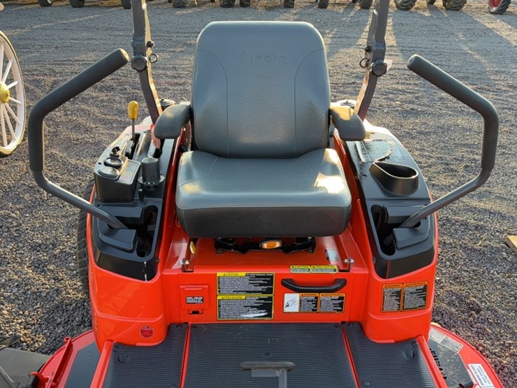 kubota-zg327-image-6