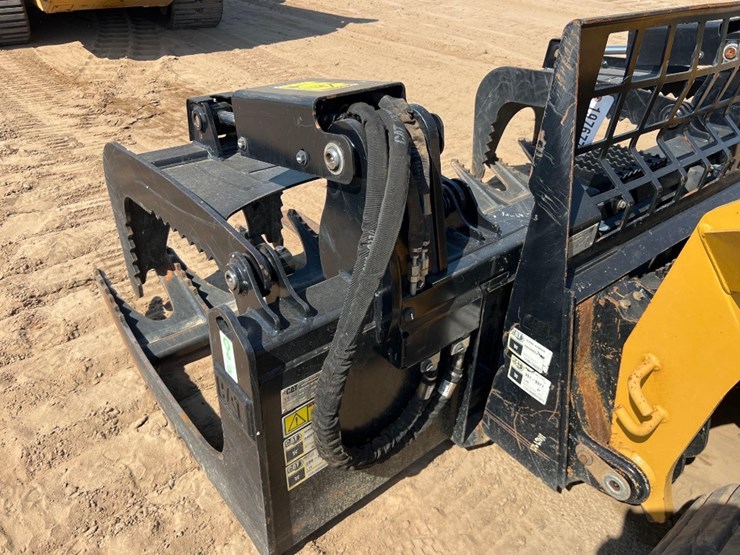 2023-caterpillar-279d3-image-20