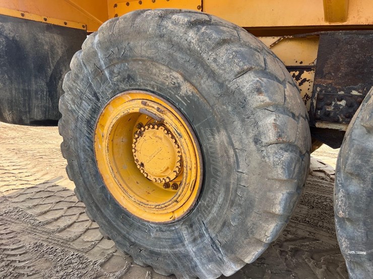 2001-volvo-a35d-image-32