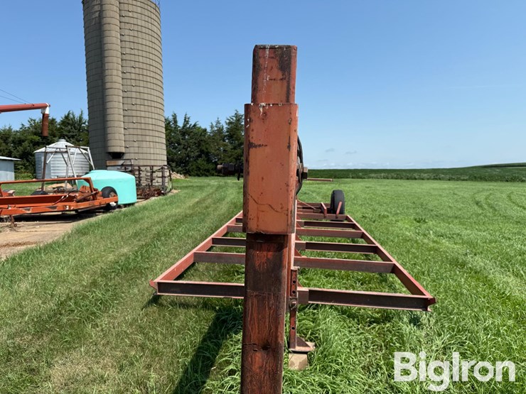 harvest-hand-s/a-gooseneck-round-bale-hay-trailer-image-19