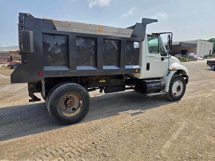 2007-international-durastar-4300-image-33