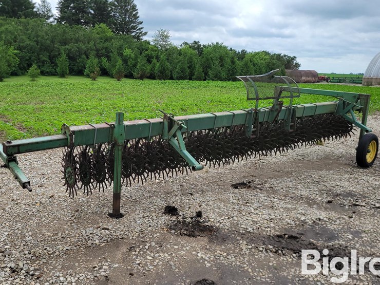 john-deere-400-image-1