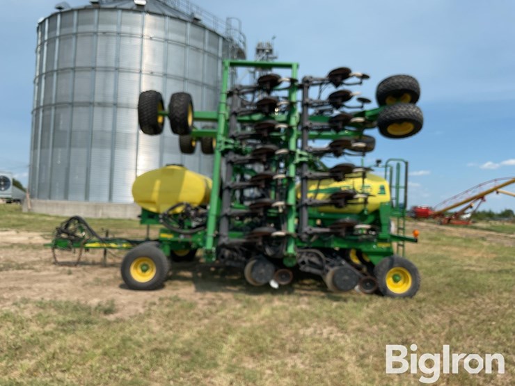 2012-john-deere-1990-image-8