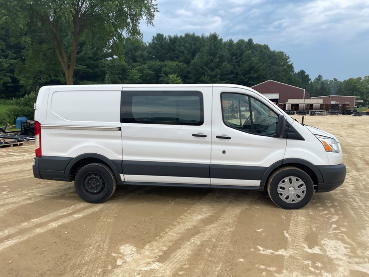 2015-ford-transit-image-4