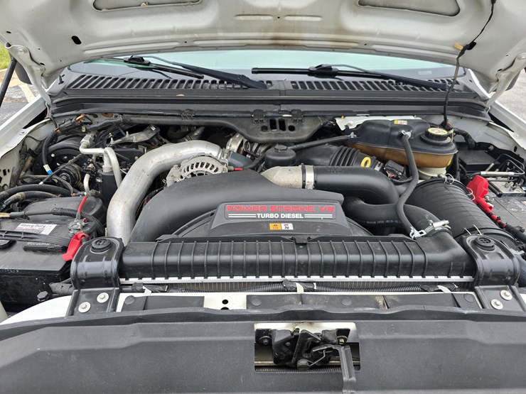 2007-ford-f550-image-46