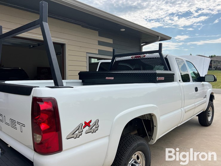 2007-chevrolet-silverado-2500-image-17