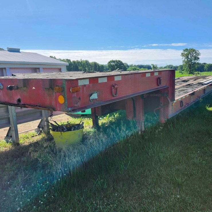 44ft 1975 drop deck trailer
