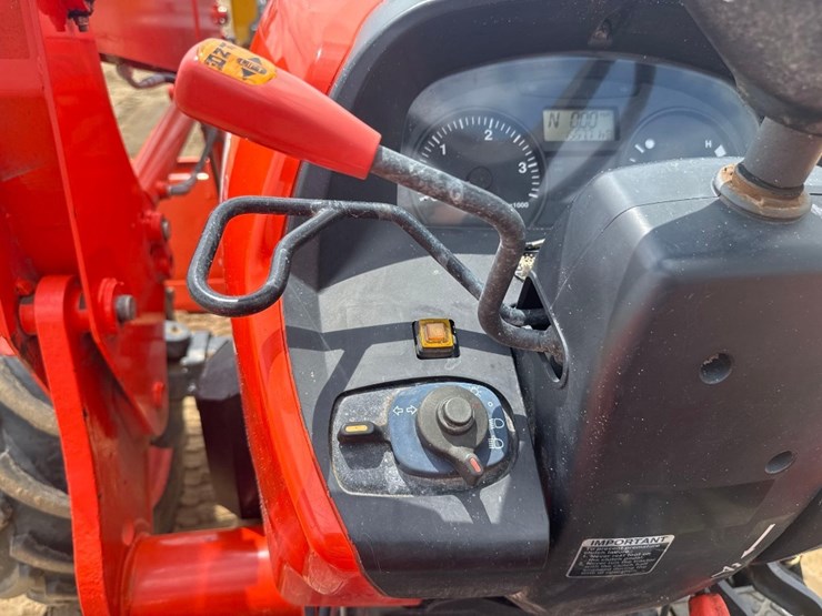 kubota-m7060-image-22