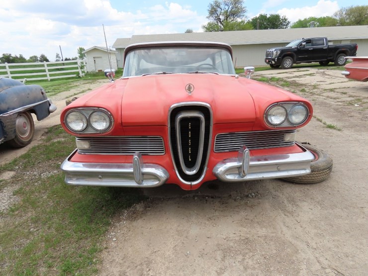 1958-ford-edsel-corsair-4dr-ht-image-2