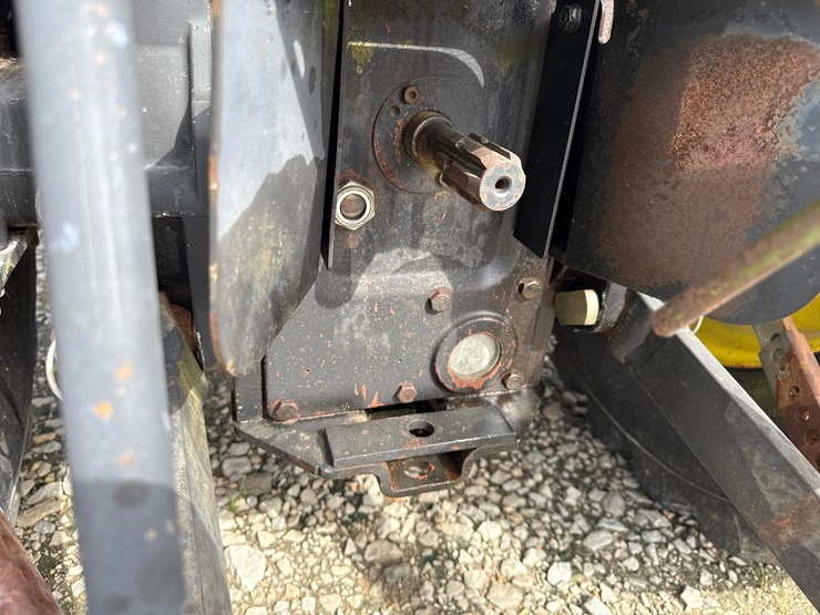 john-deere-4200-image-7