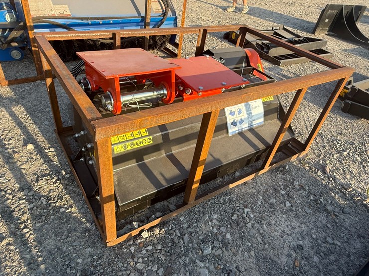 caterpillar-307-image-4