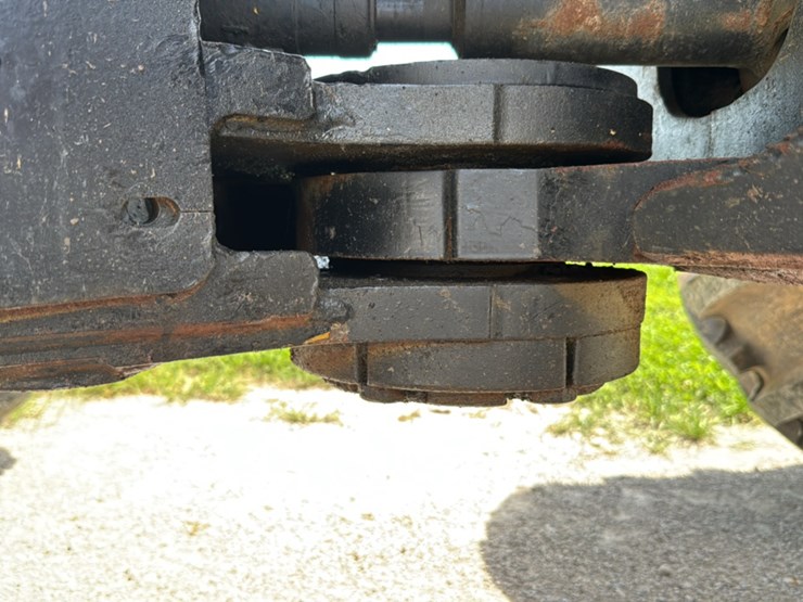 2010-john-deere-2010-image-32