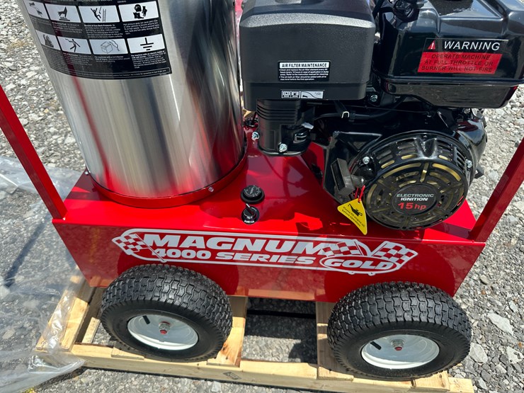 #4-•-unused-magnum-4000-series-hot-water-pressure-washer-252773-inv#:-24641-image-20