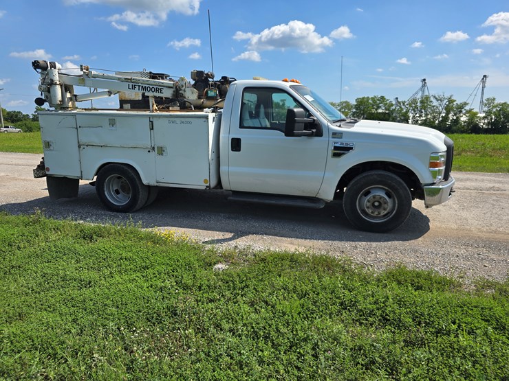 2008-ford-f350-image-41
