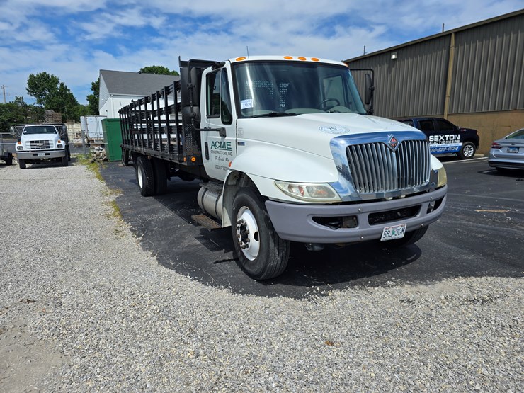 2012-international-durastar-4300-image-46