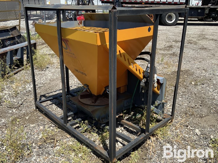 tmg-industrial-tmg-mss10-skid-steer-material-spreader-image-1