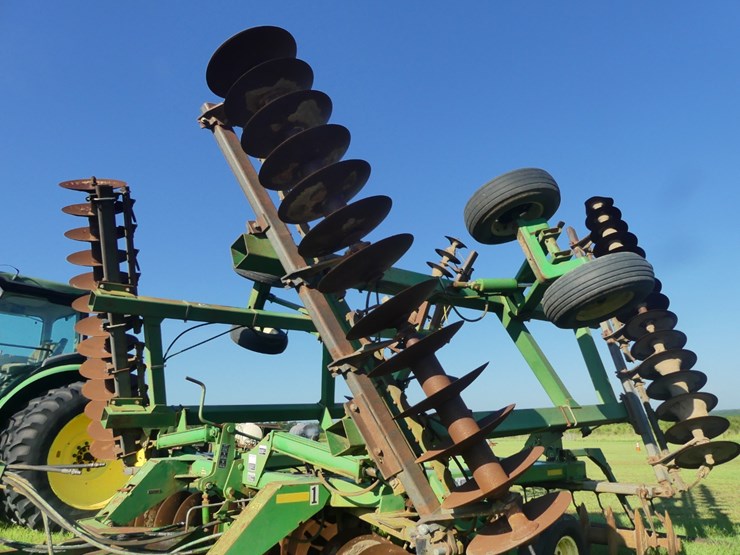 john-deere-637-image-9
