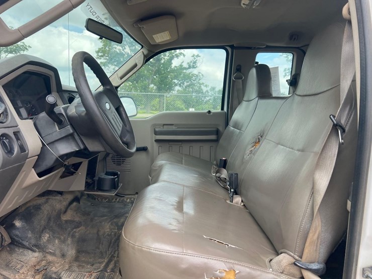 2008-ford-f250-xl-image-20