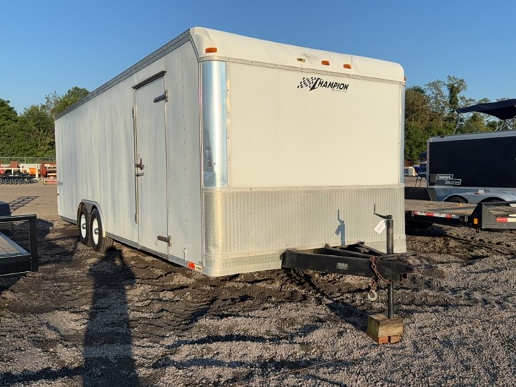 #3066-•-homesteader-8'-x-24'-bumper-pull-enclosed-trailer-image-2