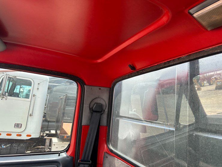 1992-ford-f700-image-56