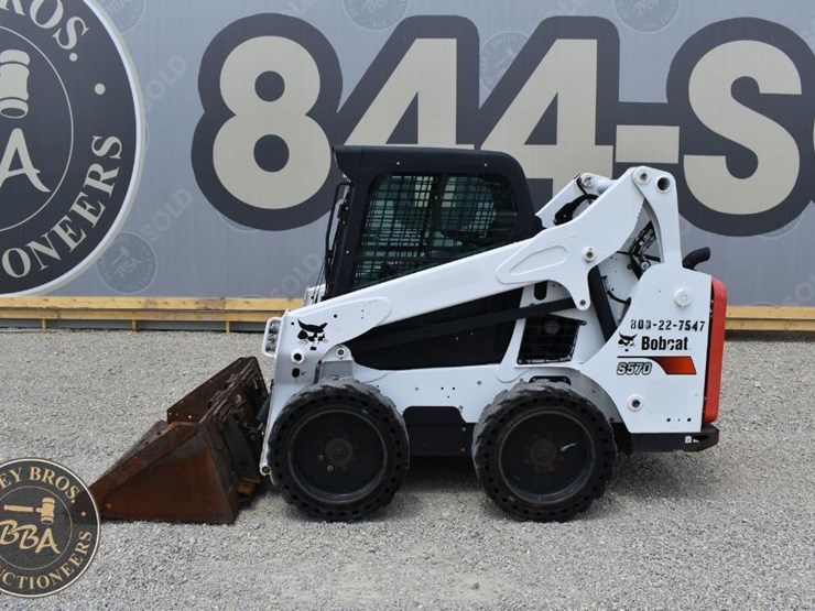2018-bobcat-s570-image-7