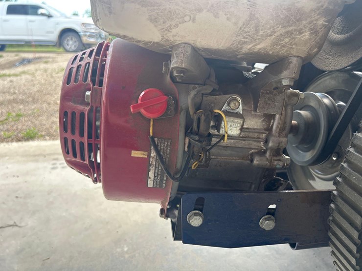 jari-sickle-mower-image-12