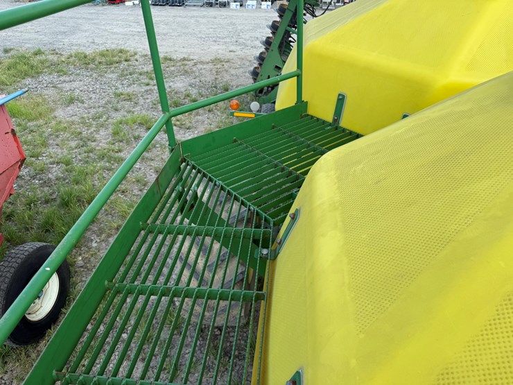 john-deere-1900-image-43