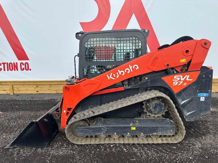 2021-kubota-svl97-2-image-1