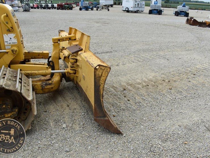 2014-komatsu-d39pxi-23-image-22