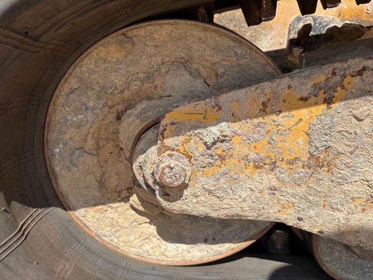 2020-caterpillar-289d3-image-12