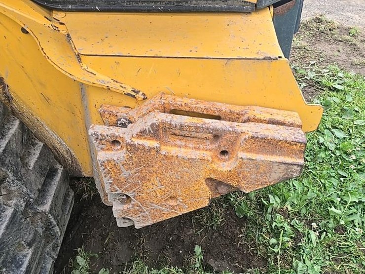 2018-deere-333g-image-25