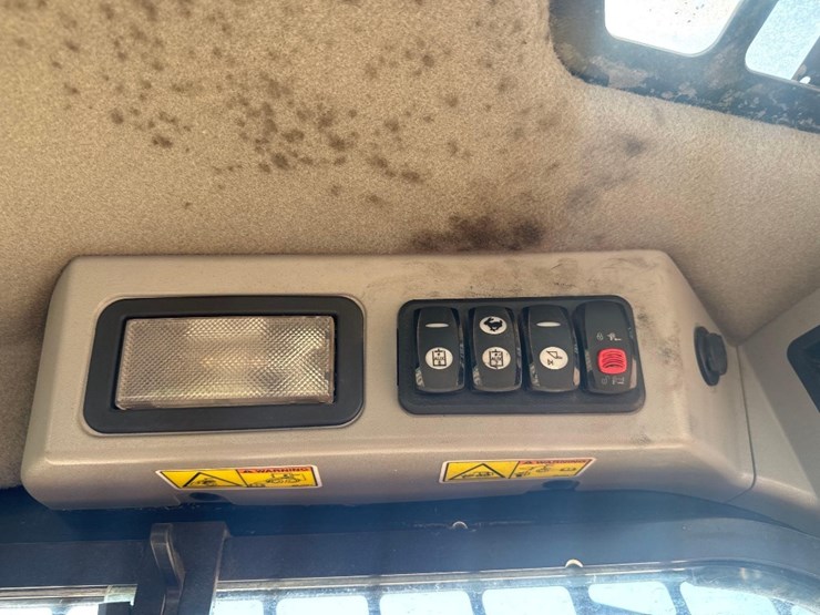 2019-caterpillar-272d2-image-26