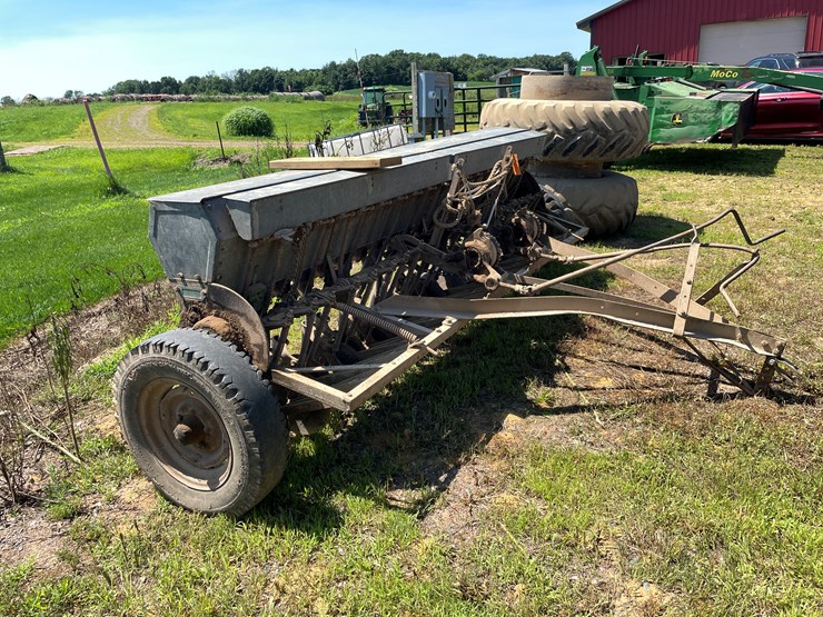 john-deere-10-image-6