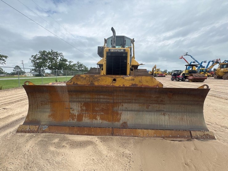 2007-caterpillar-d6n-lgp-image-3