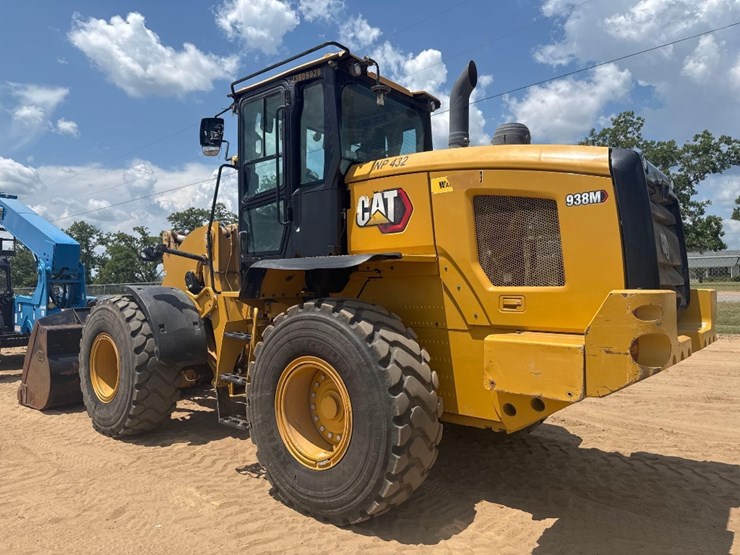 2020-caterpillar-938m-image-8