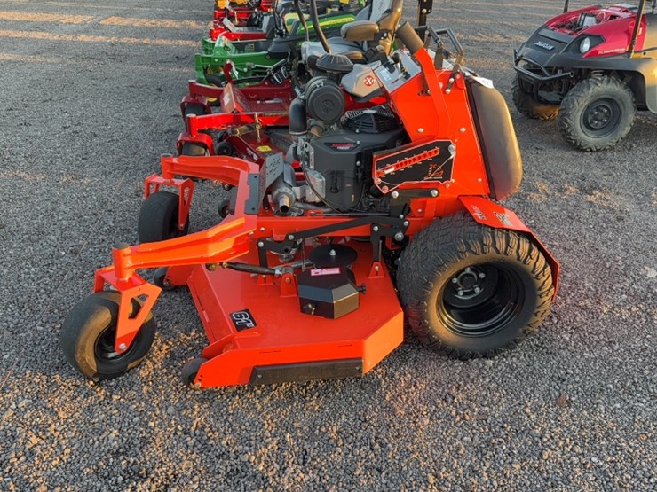 #3085-•-bad-boy-revolt-stand-on-zero-turn-mower-image-11