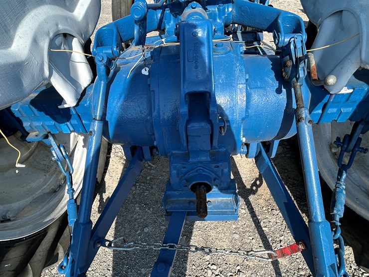 ford-4000-image-10