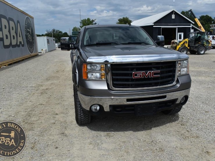 2007-gmc-sierra-2500-image-31