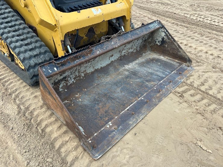 caterpillar-249d-image-17