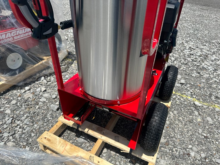 #1-•-unused-magnum-4000-series-hot-water-pressure-washer-2528126-inv#:-24638-image-13