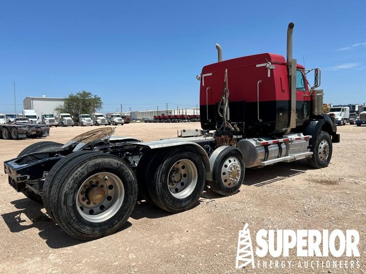 2013-western-star-4900-image-3
