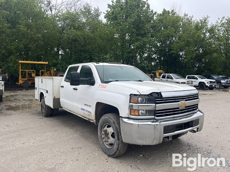 2015-chevrolet-silverado-3500-image-3