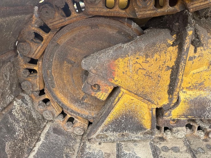 2007-caterpillar-d6n-lgp-image-12