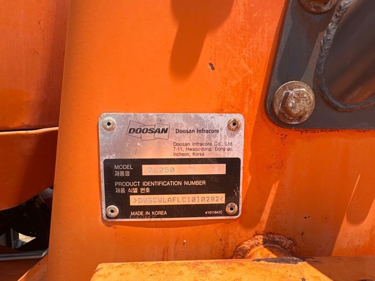 doosan-dl250-image-17