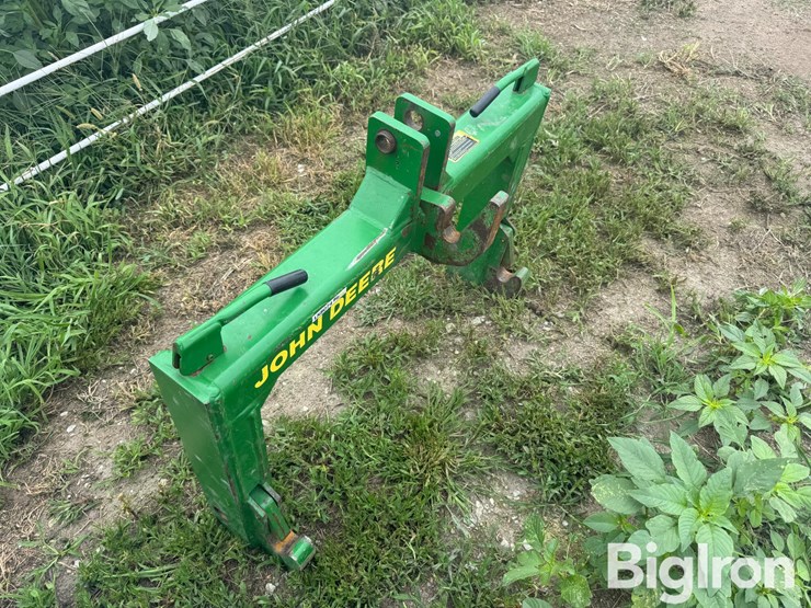 john-deere-3-pt-fast-hitch-image-9