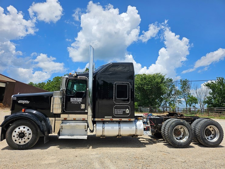 2000-kenworth-w900-image-7