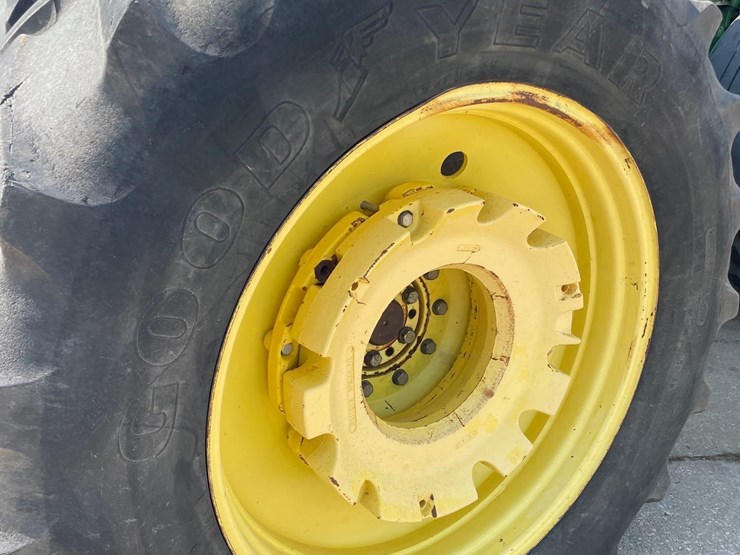 john-deere-8400-image-13