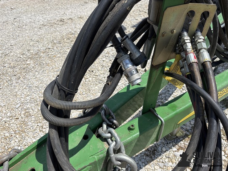 2011-john-deere-1990-image-10